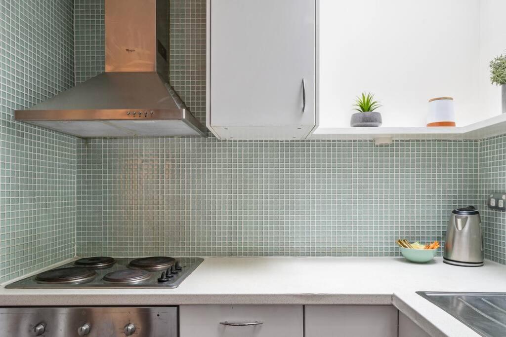 Apartment Eclectic Rushcutters Gem - Foosteps To The Harbour Sydney